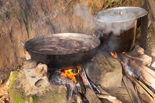 Preview: Preparation of blood sausage and blood cake, traditional food from Colombia