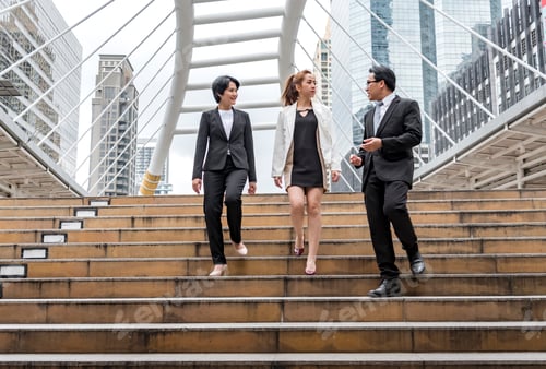 Preview: Crowd business people walking go to work in modern city life to working office