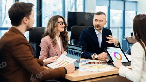 Preview: Business meeting in an office