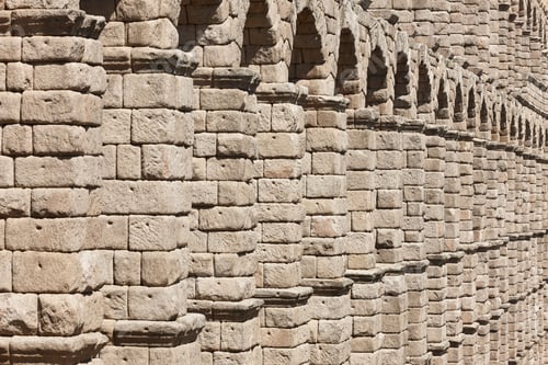 Preview: Roman aqueduct in Segovia. Landmark european engineering work. Spain