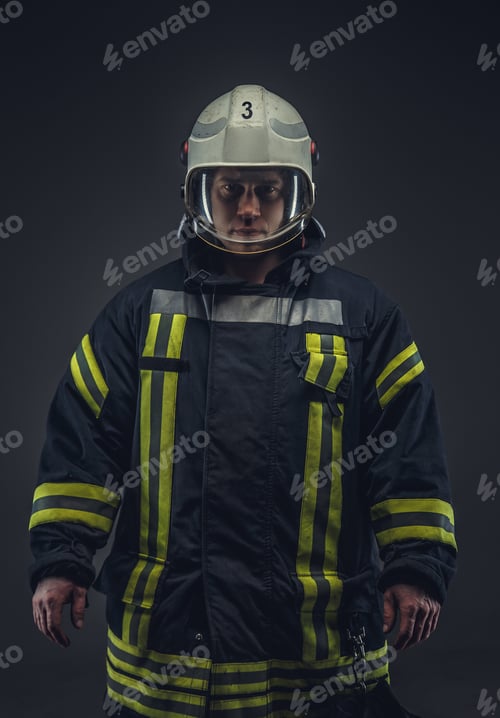 Preview: Picture of firefighter in uniform.