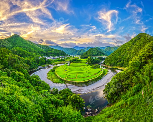 Preview: Aragijima rice terrace in Wakayama, Japan