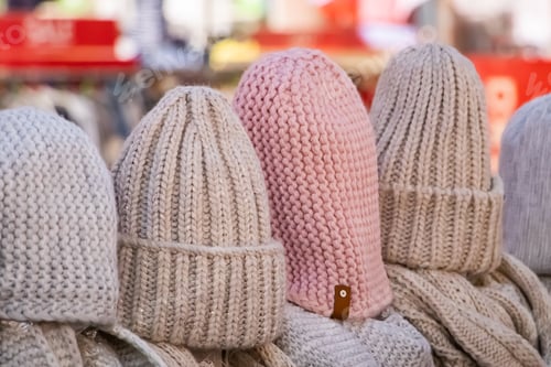 Preview: Sale of woolen clothes in a shopping center.