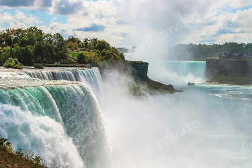 Vorschau: Niagarafälle. Wunderschöne Landschaft.