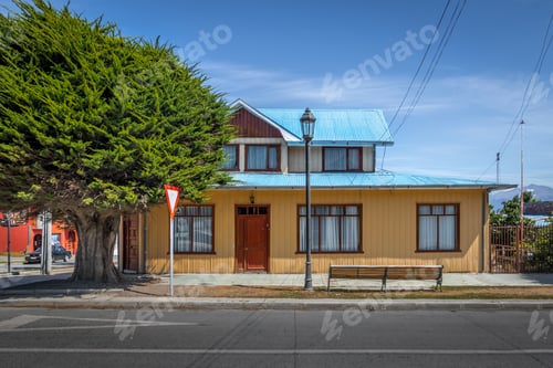 Preview: Timber colorful house in the countryside of Chile