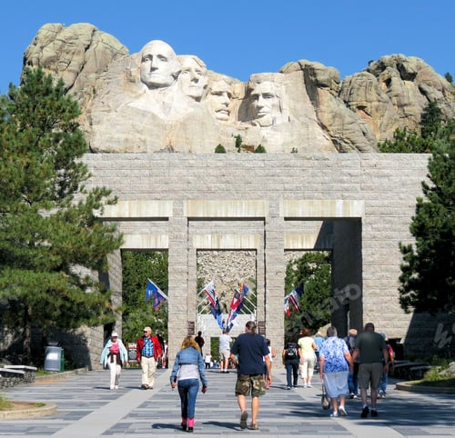 Preview: Family Vacation to Mount Rushmore