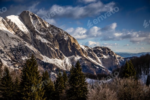 Preview: Beautiful mountains