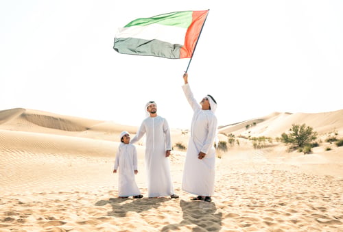 Preview: Three generation family making a safari in the desert of Dubai