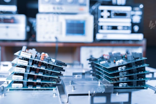 Preview: Microchips are stacked on top of each other