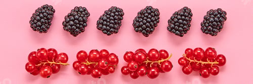 Vista previa: Many different berries. Vegetarian minimal concept. Ripe fresh mix red strawberry, blueberry collect