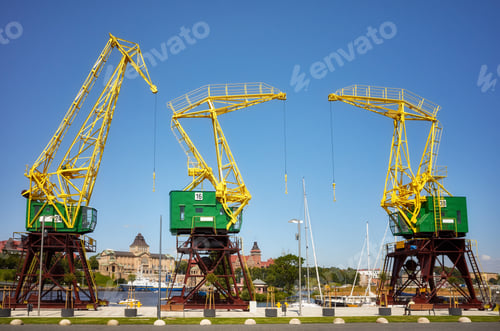 Vista previa: Port cranes at Szczecin boulevards, Poland