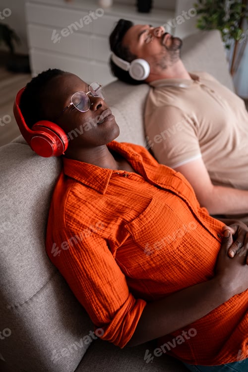 Preview: Relaxation time with music in a cozy living room during the afternoon