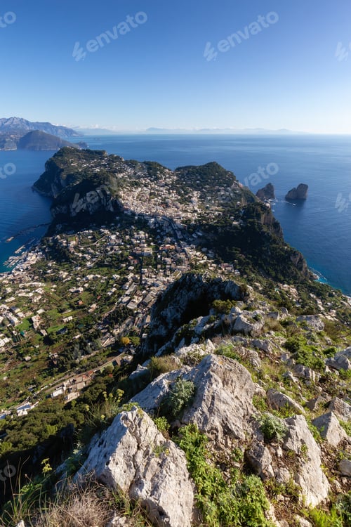 Preview: Touristic Town on Capri Island in Bay of Naples, Italy.