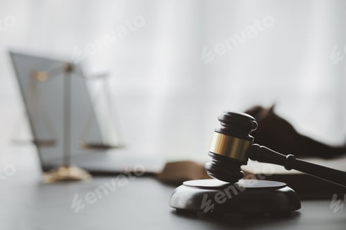 Preview: Lawyer concepts to testify to clients and to provide counseling in cases.