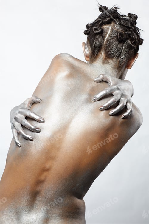 Preview: Portrait Of Nude Girl'S Back Painted With Silver