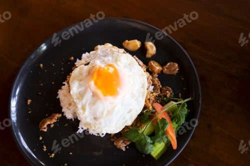 Preview: Pork Fried Rice With Garlic, Pepper And Fried Egg