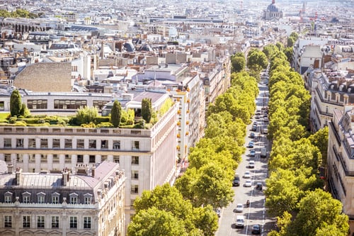 Preview: Cityscape view of Paris