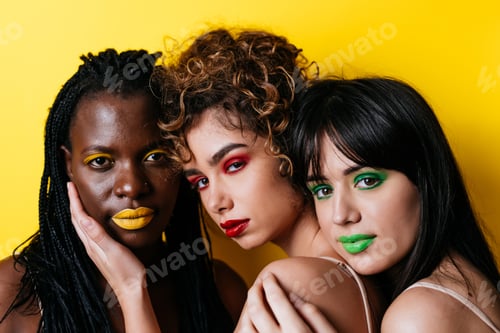 Preview: Three girls from different ethnicities posing in studio for a "body positivity" photo session