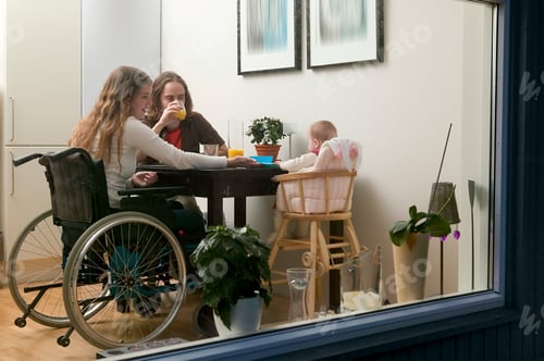 Preview: Family at dinner table