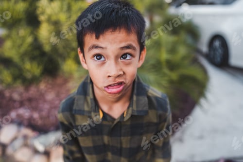 Preview: Kid making a funny face