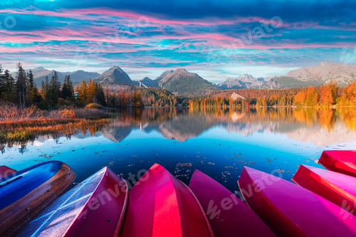 Preview: Picturesque autumn view of lake Strbske pleso in High Tatras National Park