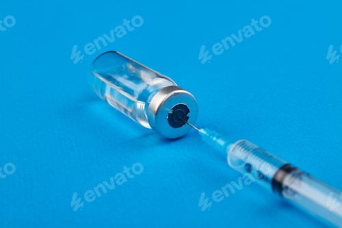 Preview: Syringe and medicine for injection.