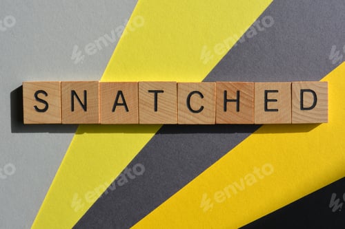 Preview: Snatched, word as banner headlin