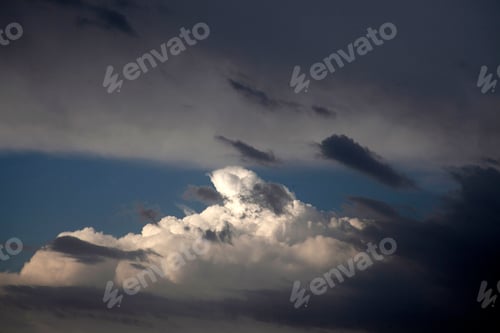 Preview: cloudy sky