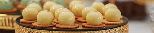 Preview: Delicious candy bar. Portion desserts at event. Close up. Banner for web site.