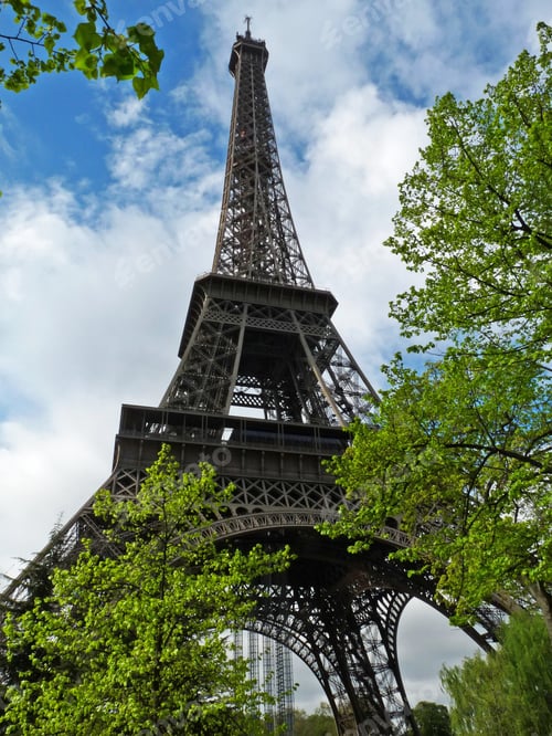Preview: Eiffel Tower