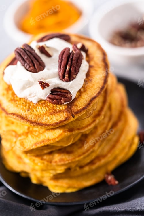 Preview: Pumpkin pancakes