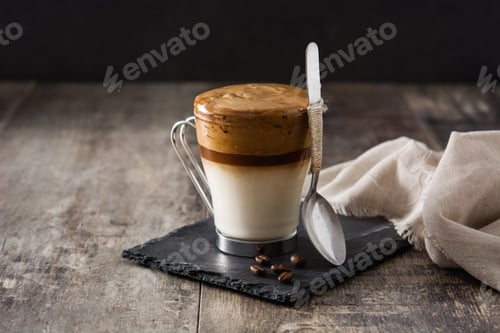 Preview: Creamy iced dalgona coffee