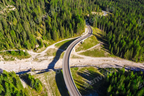 Preview: Serpentine mountain road aerial view in Italy
