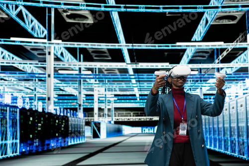 Preview: Data center engineer uses VR headset tech to upgrade database storage