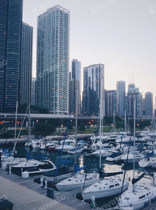 Preview: Chicago marina with beautiful boats.