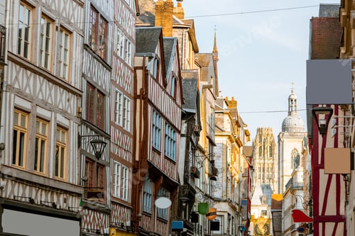 Preview: Street view in Rouen city, France