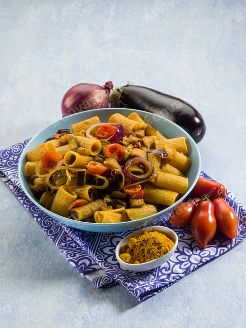 Preview: pasta with eggplants tomatoes and curry