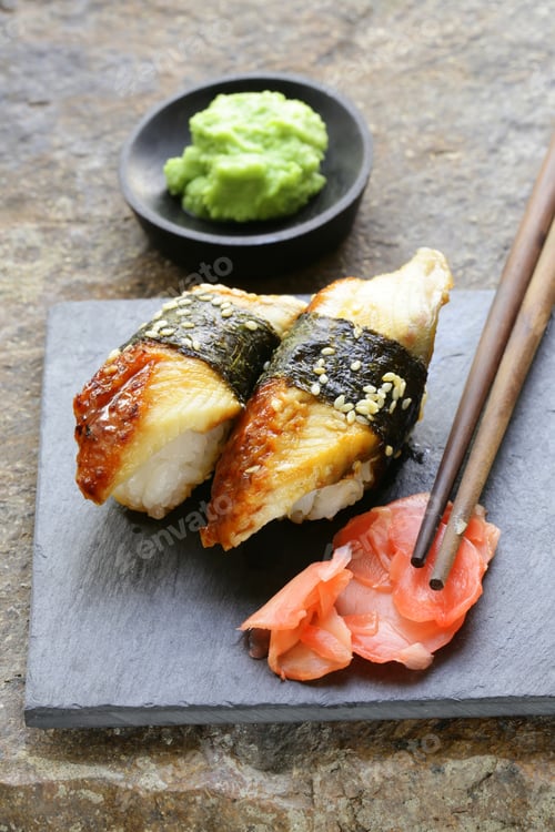 Preview: Portion of Sushi with Smoked Eel