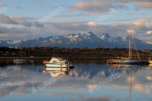 Preview: Boats in Ushuaia harbor