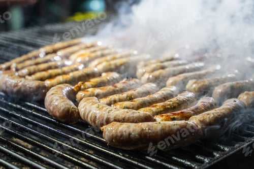 Vista previa: Salchichas chisporroteantes a la parrilla