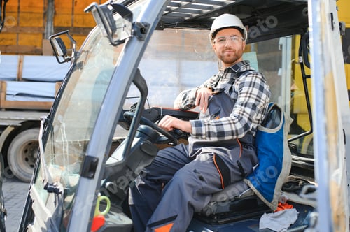 Preview: Warehouse man worker with forklift
