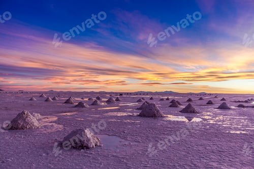Preview: Salt stacks on salt flats at sunset, Salar de Uyuni, Southern Antiplano, Bolivia, South America