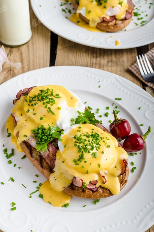 Preview: Eggs Benedict