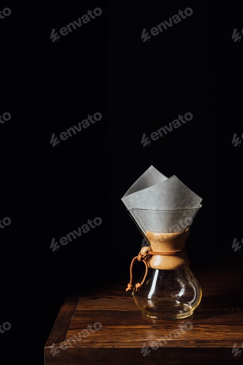 Preview: Alternative coffee in chemex with filter cone on wooden table