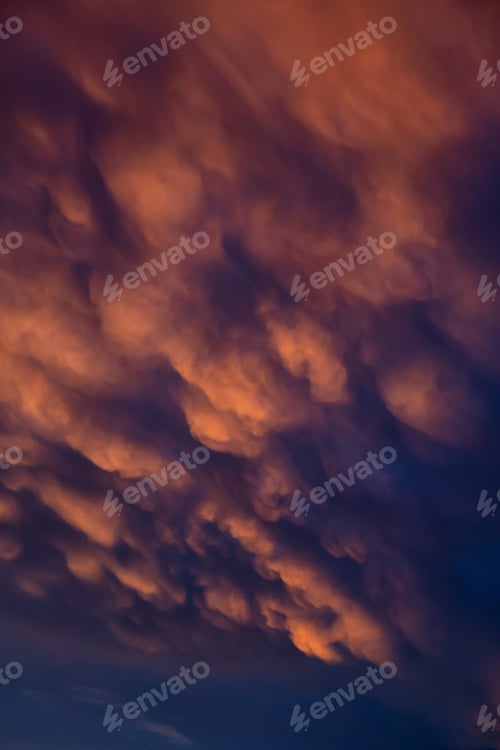 Preview: Cloudscape during a dark and colorful sunset