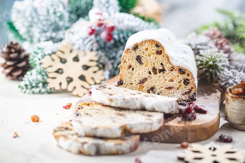 Preview: Traditional Christmas Stollen.