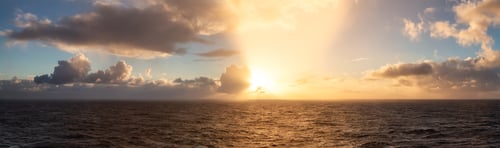 Preview: Dramatic Colorful Sunrise Sky over North Atlantic Ocean. Cloudscape