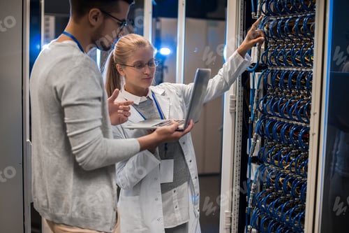 Preview: Scientists Working with Supercomputer
