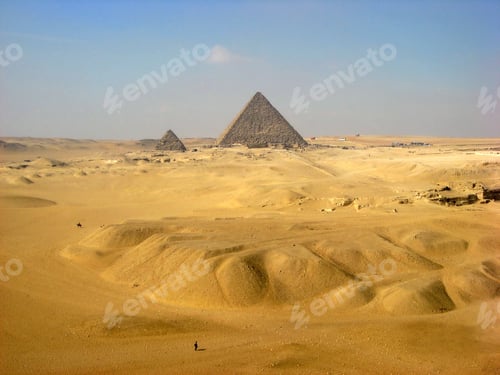 Preview: Expansive Desert with Pyramid