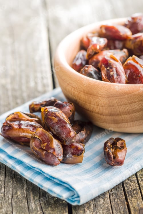 Preview: Sweet dates without stones.